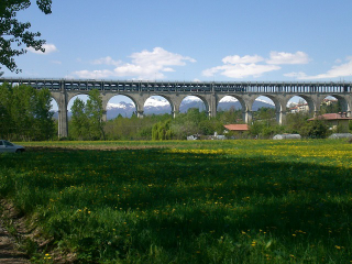 Cuneo, poliziotto fuori servizio salva uomo dal suicidio sul viadotto Soleri